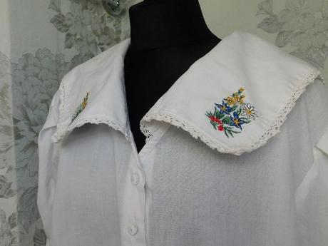 Pekna bluzka ku kroju, 52