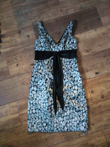 Spolocenske šaty, 38