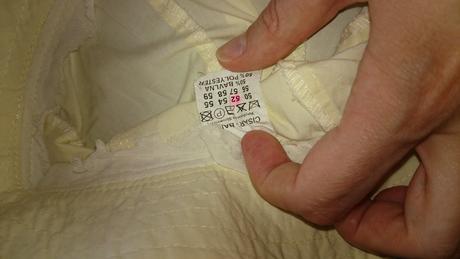 Béžový klobúčik, 80