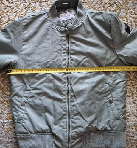 Pekna bunda, reserved,134