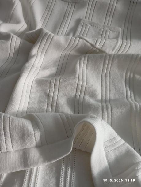Krásne elegantné tričko (už s poštou), h&m,134