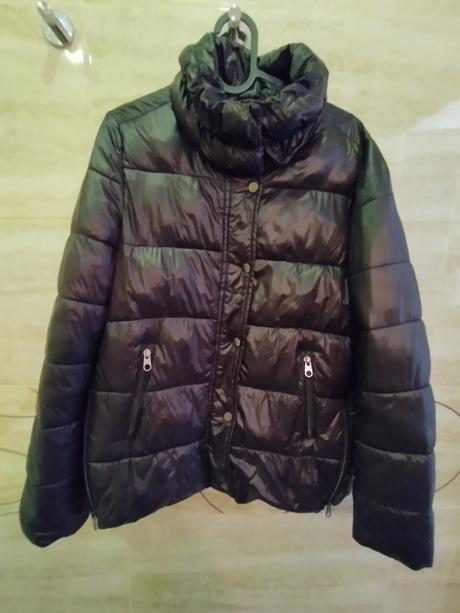 Vetrovka, new yorker,36