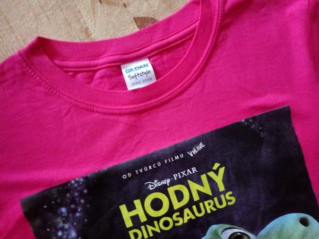 Dievcenske dino tricko, 146