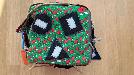 Interaktívna kocka, 