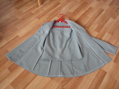 Kostýmik veľkosti 34 (orientačne), xs