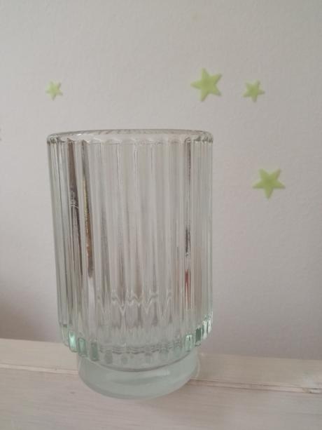 Svietnik na čajovú sviečku, 