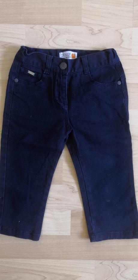 Tmavomodré rifle pre chlapčeka, 86