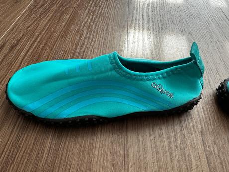 Obuv do vody, nova, 39, s dopor. postou, 30