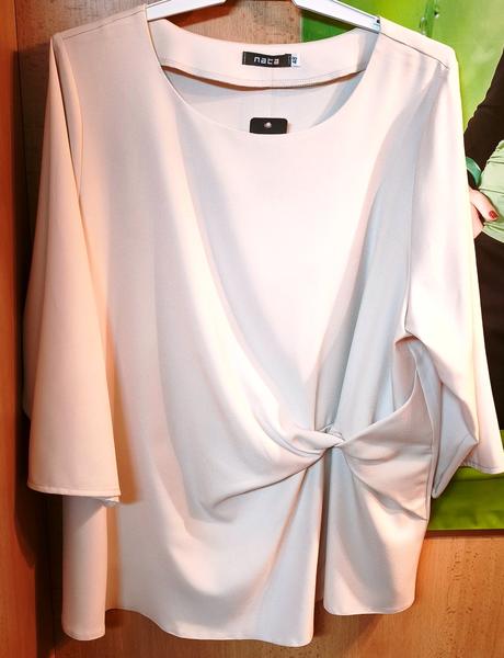 Dámska čierna blúzka stiahnutá na boku, 38 - xxxl