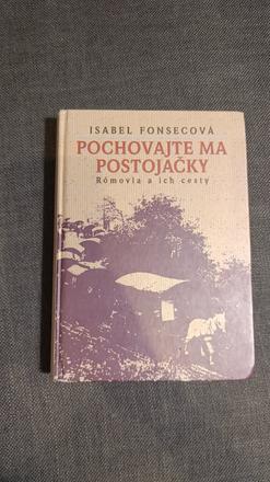 Kniha pochovajte ma postojačky,