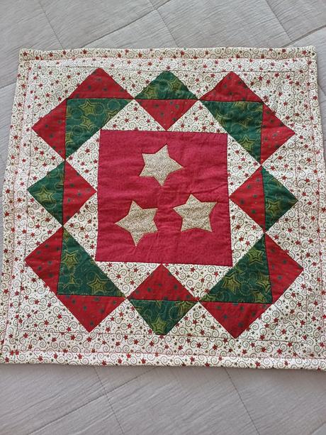 Vianočné ozdobné vankúše 40x40 cm, 2ks, 