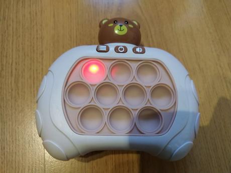 Senzorická elektronická hra,