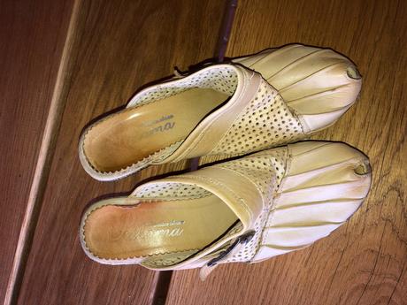 Dámske dreváky, 39