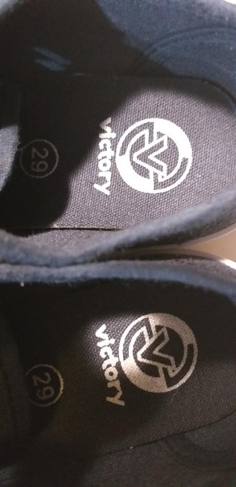 Prezuvky, victory,29