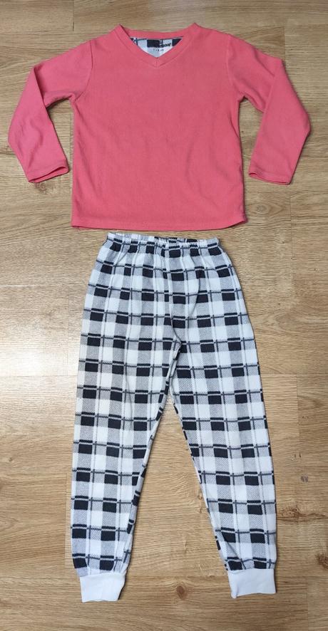 Karovane teple pyzamko, primark,128