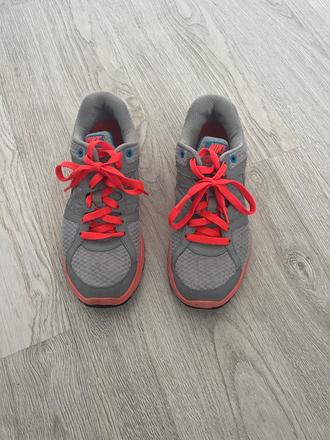 Damske nike sportove tenisky vel 39, nike,39