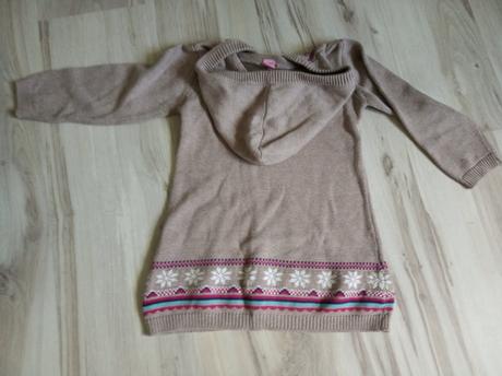 Svetríkové šaty alebo tunika, 98