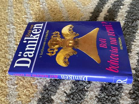 Boli bohovia na zemi erich von däniken (1995), 