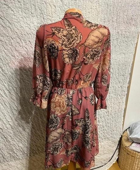 Nádherny romanticky kusok, xs