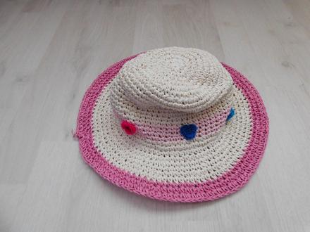 Klobúk 116-122, 116