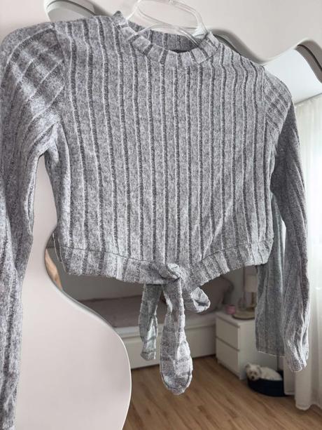Top shein, 146 / 152