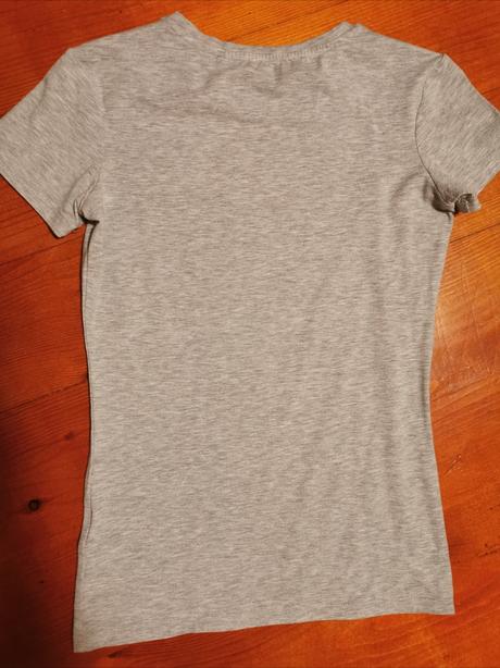 Dámske sivé tričko guess (originál), guess,s