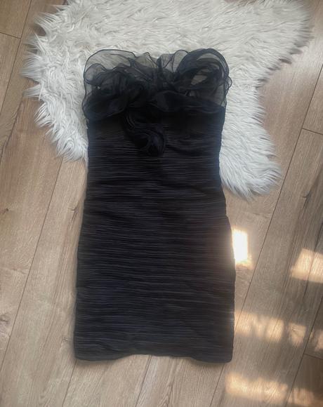 Čierne spoločenské  šaty, xs