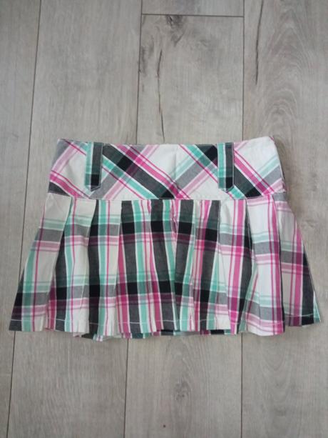 Dámska kockovaná skladaná sukňa (s), s