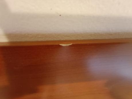 Set manželská posteľ + komoda,