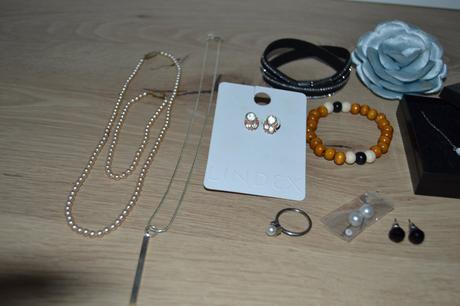 Bižutérne šperky 3 sady balené po 11 ks/7e,