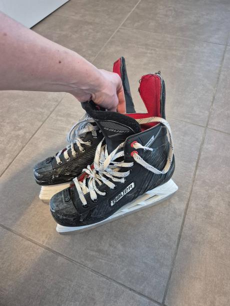 Hokejové korčule, bauer,37