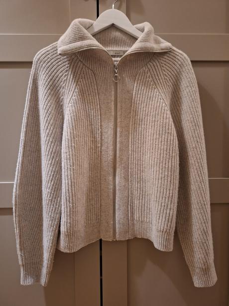 Vlneny rolak na zips, 40