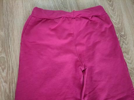 Krásne tepláky, 134