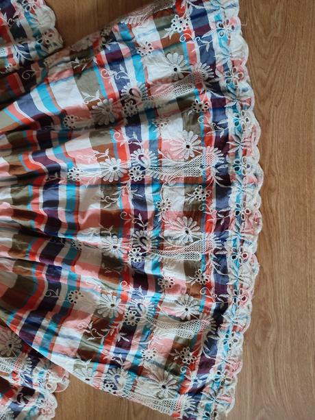 Extravagantná tunika, 