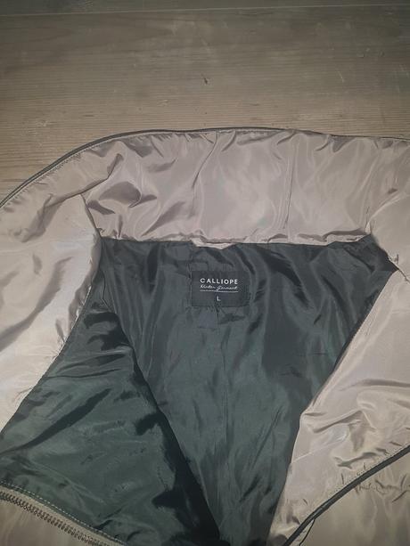 Bezova bundicka calliope, l