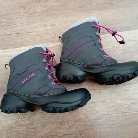 Snehule columbia, columbia,36