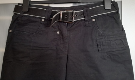 Nohavice čierne športove 3/4 velkost 38, m