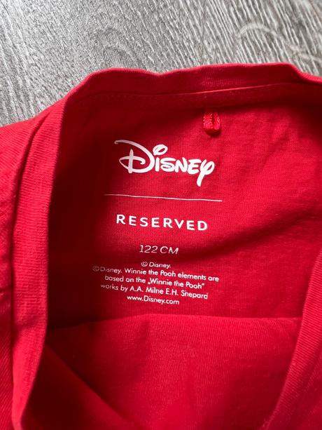 Cervene tricko, reserved,122