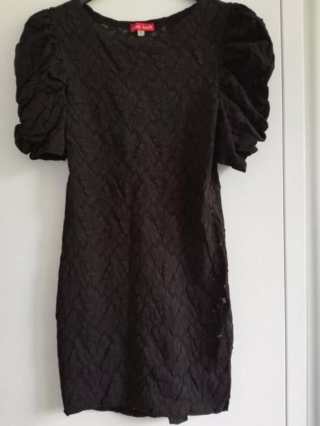 Čipkované šaty, s