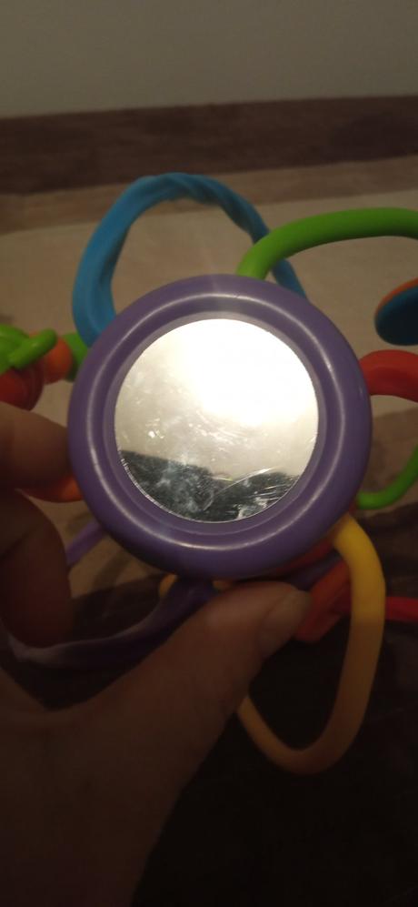 Interaktívna hračka pre bábätko, 