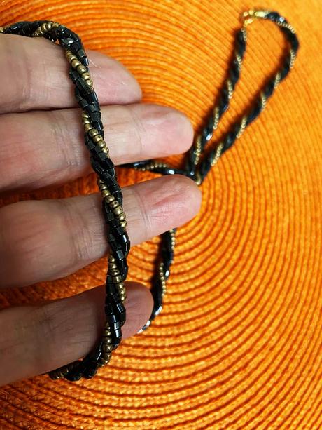 Luxusný náhrdelník, 