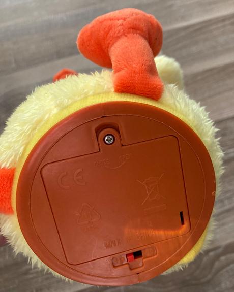 Plyšová spievajúca,tancujúca kačka/káčer, 