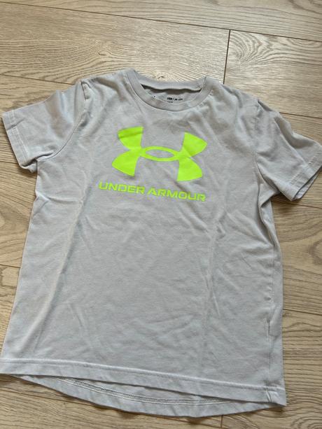Tričko, under armour,128