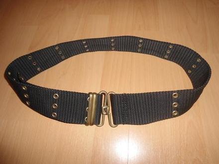 Nastavitelny cierny opasok, 