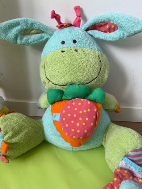 Hračka s rôznymi aktivitami, 