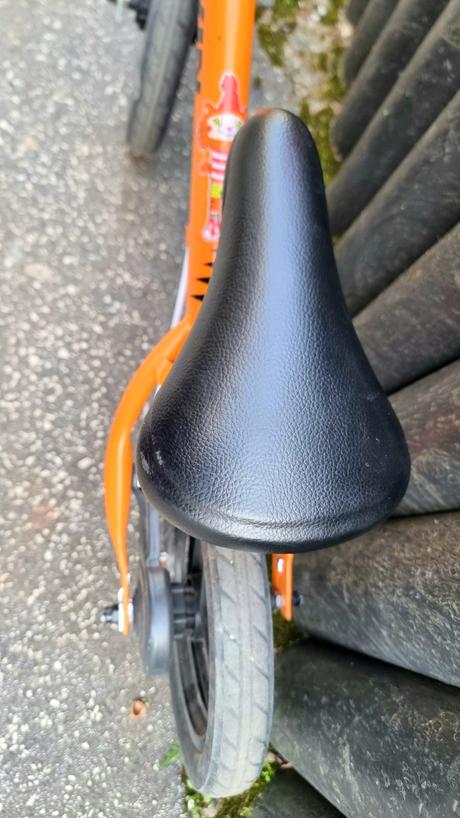 Odrážadlo b'twin s brzdou, 