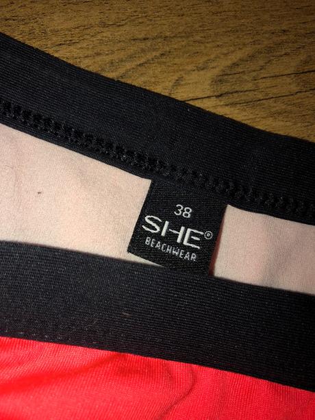 Dvojdielne plavky, 38