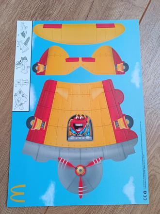 Papierovy model lietadlo, 