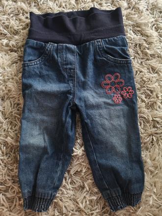 Nohavice s kvetinkami, lupilu,74