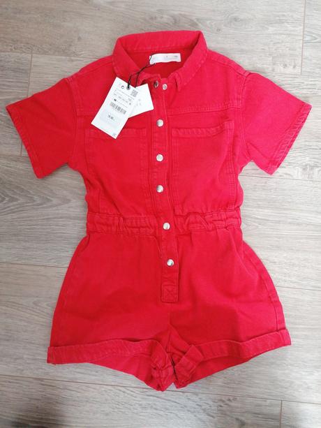 Červený riflovy overal, zara,122